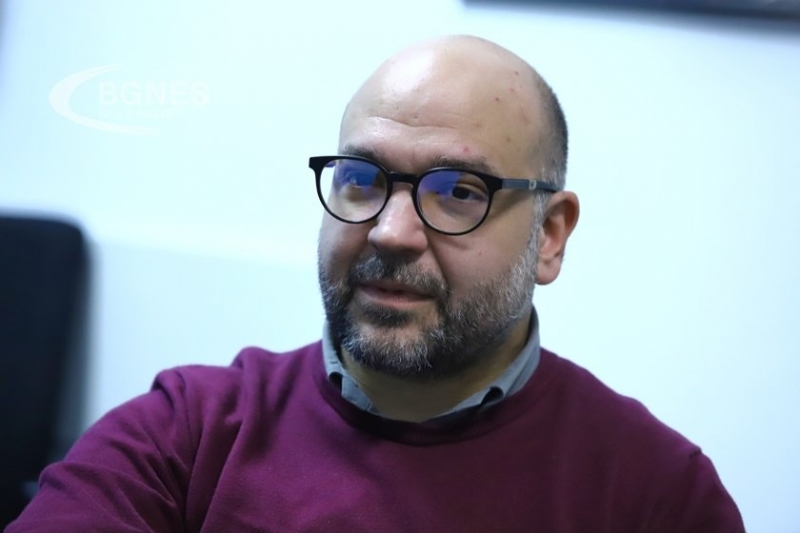 Това че няма яснота кога ще бъде връчен първият мандат