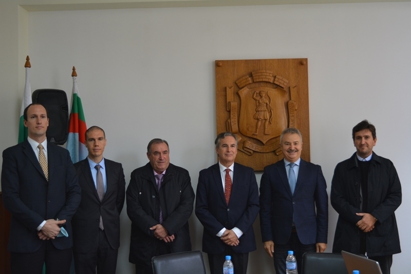 Испанският посланик в България Алехандро Поланко посети Монтана и разговаря