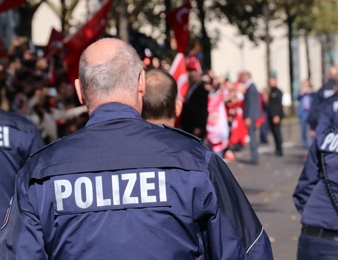 Петима са ранени при газова експлозия рано тази сутрин в