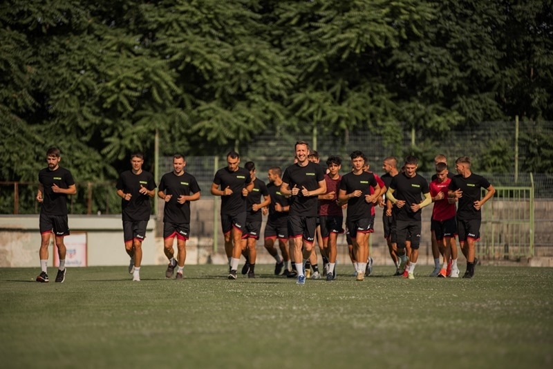 С водосвет отслужен от енорийския свещеник Данаил Цинцарски започна предсезонната