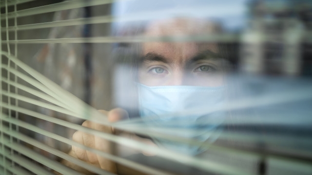 Нараснал е броят на контактувалите със заразени с коронавирус във