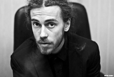 Руският рапър Децл Кирил Толмацки е починал след концерт в