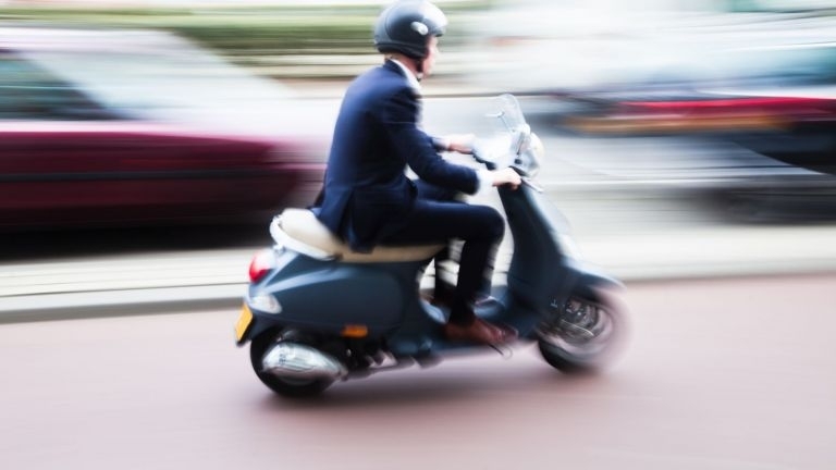 Врачанин е бил хванат със скутер с чужди номера в