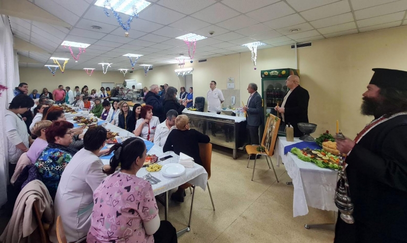 Навръх деня на покровителя си Свети Николай Чудотворец в ломската