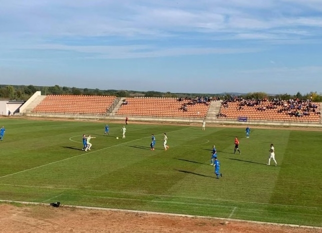 Първа Атомна допусна доста тежко поражение като домакин от Спартак