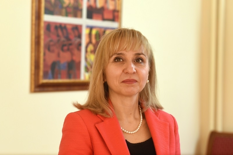 Омбудсманът Диана Ковачева образува проверка заради принудителното изселване на 12