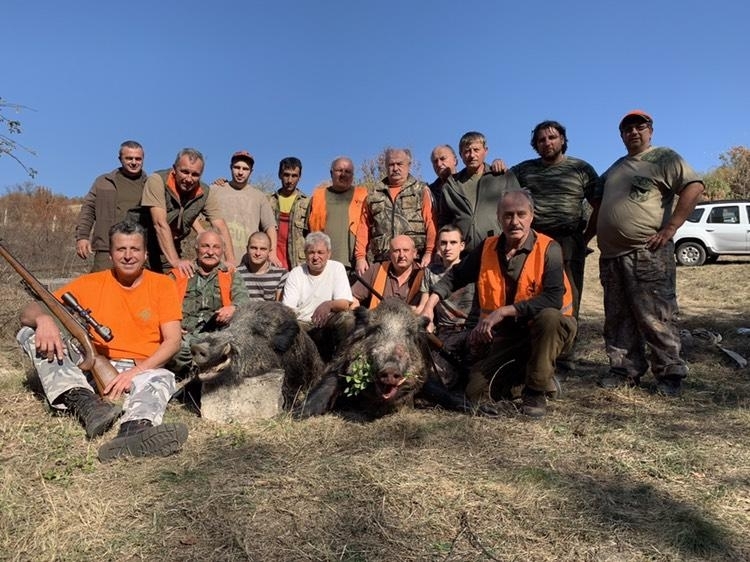 Ловците от дружинката в планинското село Челюстница отстреляха за по