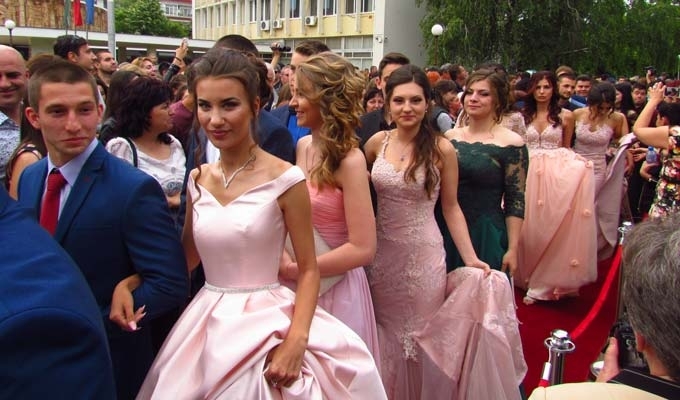 Около 4 хил лева ще са нужни на всяко семейство