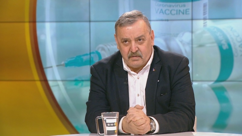 Кантарджиев: Притеснява ме не маймунската шарка, а подвариант на COVID от Гърция