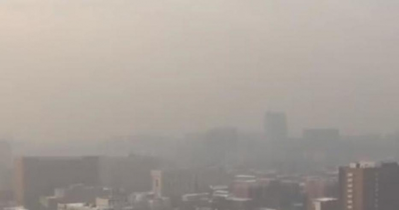 Властите в Пекин обявиха жълт код за опасност във връзка