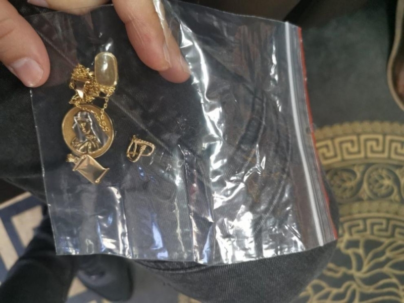 Двама мъже на 30 години от София и 44 годишен от