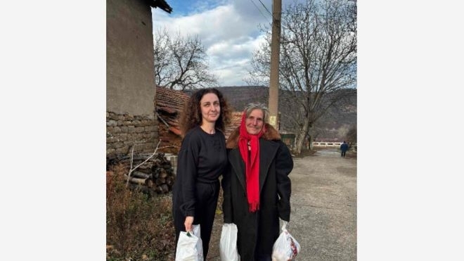 Благотворителна инициатива зарадва самотно живеещи възрастни хора в община Мездра