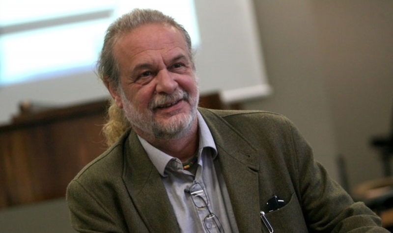 Нещата се променят всеки ден защото различни подразделения на тъмните