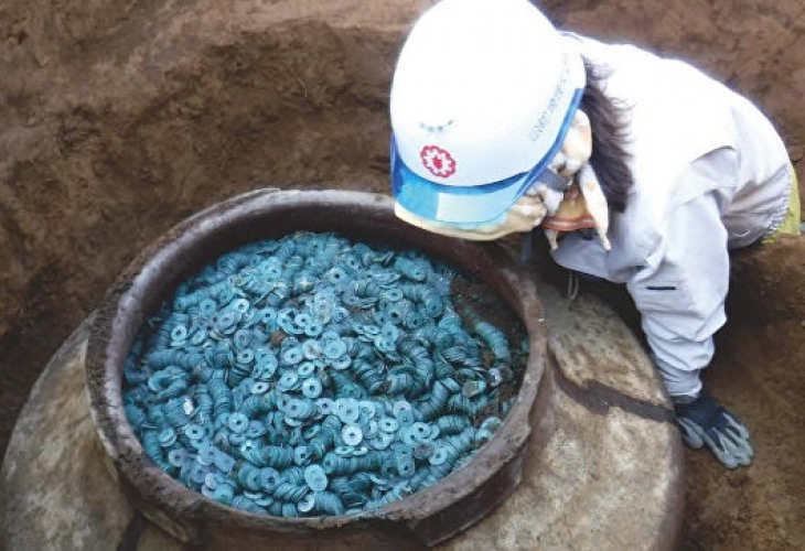 В префектура Сайтама в Япония е открито най голямото монетно съкровище