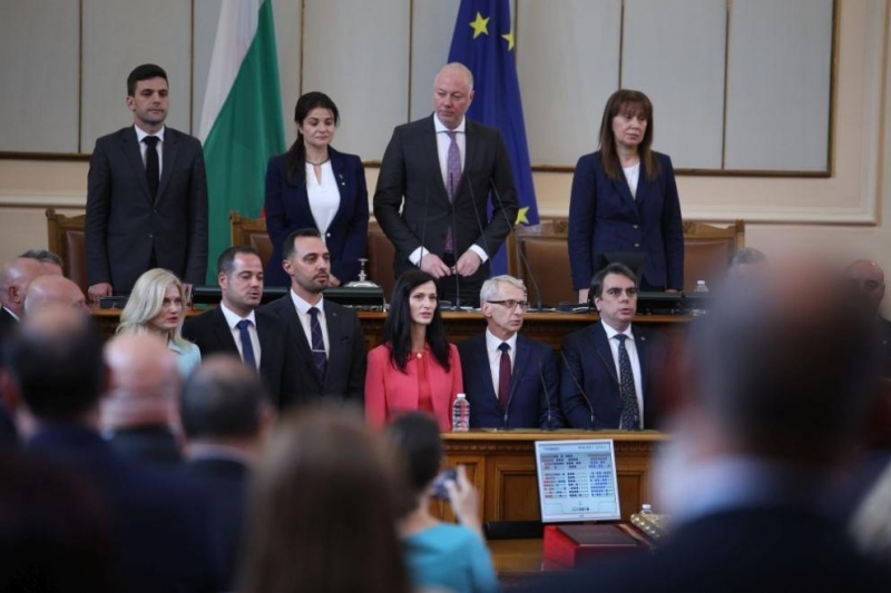 Редовният кабинет с мандат на Продължаваме промяната – Демократична България