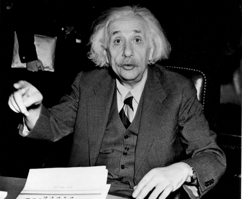 Новопубликувани лични дневници на Алберт Айнщайн от пътуването му до