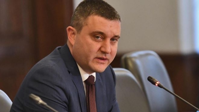 Смяната на Асен Василев като финансов министър за която настояват