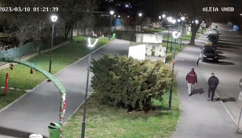 Установиха авторите на поредицата вандалски актове в Мездра извършени през