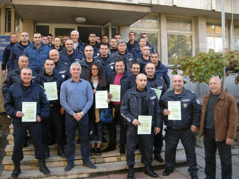 Служители на ОД МВР Враца бяха наградени днес по повод