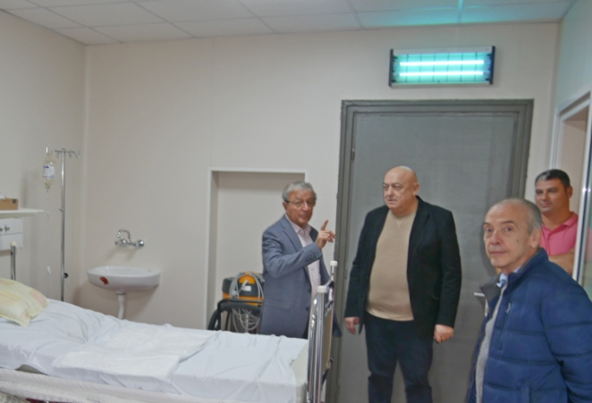 Навръх празника на небесния покровител на ломската болница Св Николай