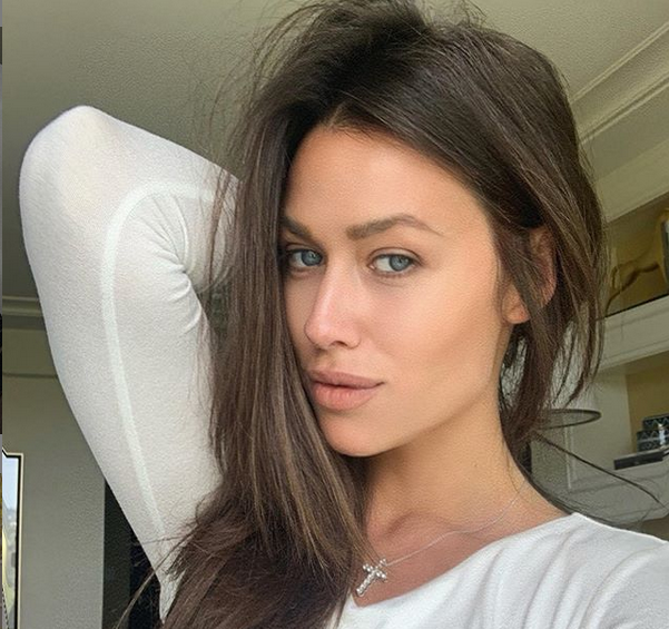 Съпругата на руската звезда от НХЛ Евгени Малкин получи предложение