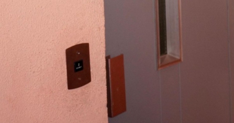 Осем души са пропаднали с асансьор в болнично заведение във