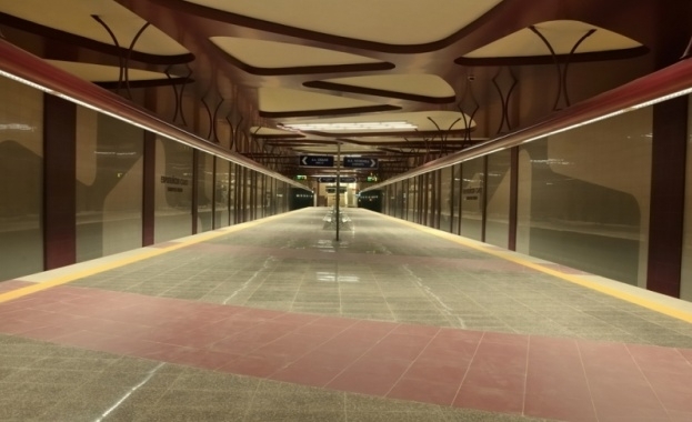 Метростанция Европейски съюз е затворена съобщи Нова телевизия позовавайки се