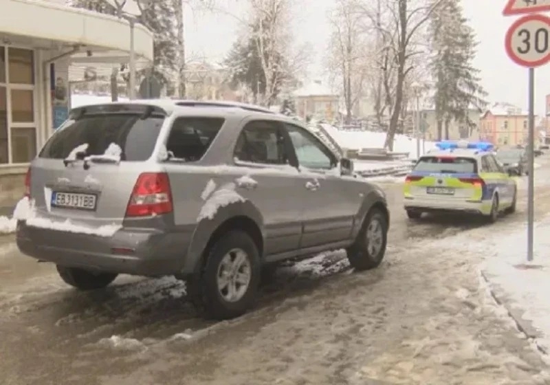 Катастрофа е станала тази сутрин пред училището в Дряново Пострадали