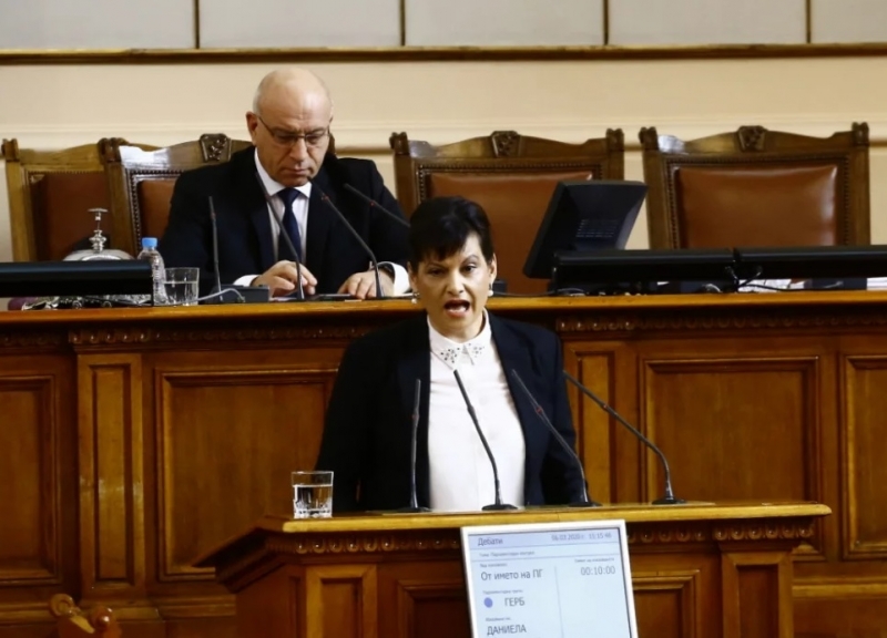 Голям сеир с обиди и закани в парламента