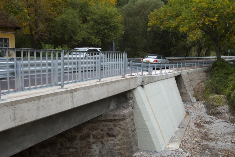 Завърши рехабилитацията на 22 2 км от път II 81 Костинброд