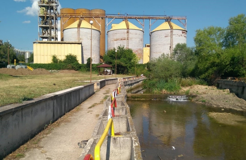 Живущите на улица Индустриална и в блоковете Леденик 1 2 3 и