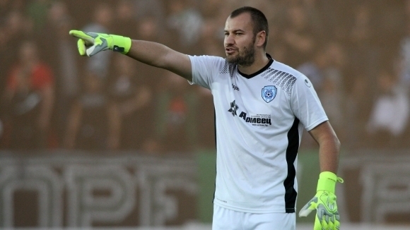 Вратарят на Дунав Русе Благой Макенджиев ще продължи кариерата си