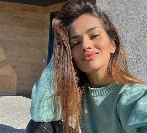 Половинката на звездата на Реал Мадрид Иско Аларкон Сара