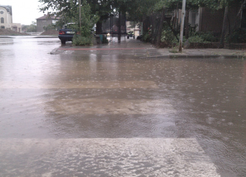 Над 30 литра дъжд е паднал в планинските райони на