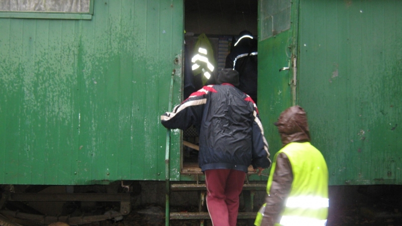 За изплащане на възнаграждения за полагания извънреден труд настояват работещи