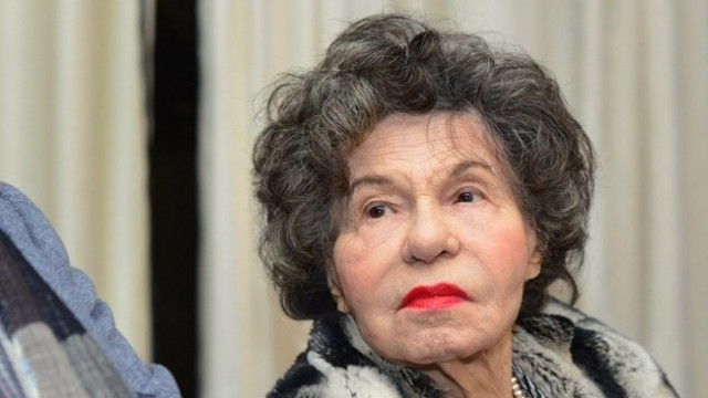 Актрисата Добрина Гецова смени комедийната прима Стоянка Мутафова в постановката