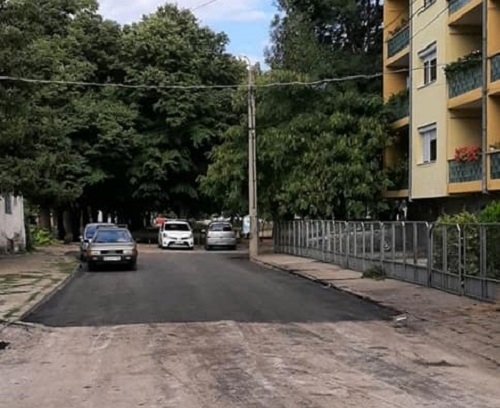 Кметът на Видин Цветан Ценков е асфалтирал пътя пред кооперацията
