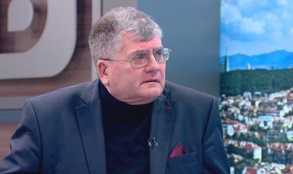 Зад сделката за ЧЕЗ седи сянката на българския премиер за