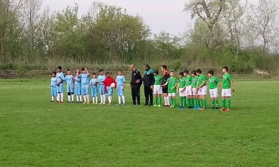 Възпитаниците на треньора Станислав Йорданов от ОФК Първа атомна буквално