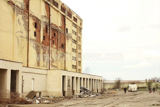 Вчера на обяд в полицията във Враца е получено съобщение