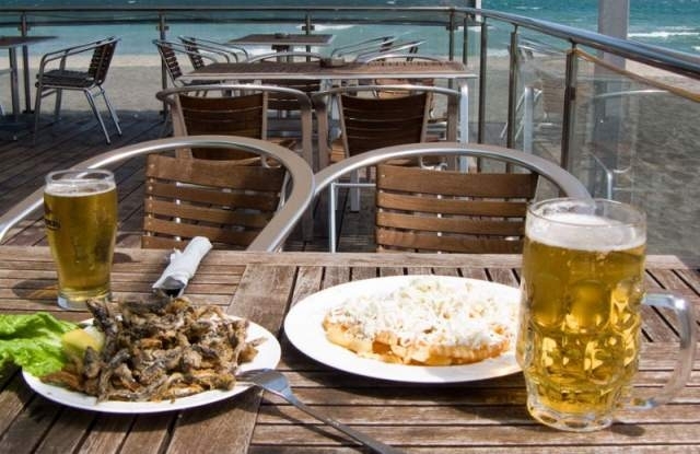 Средно между 20 и 25 лв на калпак струва плажът