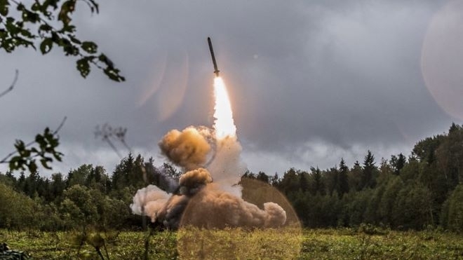 Беларус ще разположи ракетна артилерия с ядрени глави до източния фланг на НАТО