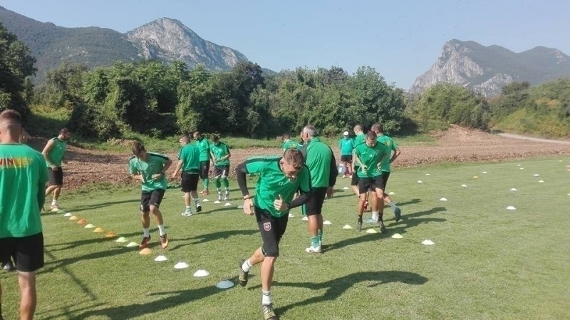 Трима от футболистите на Ботев Враца се завръщат в родния