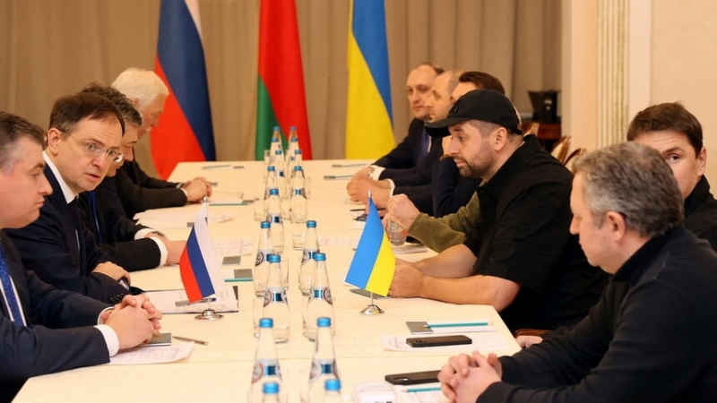 Русия и Украйна приключиха преговорите които водиха на украинско беларуската граница
