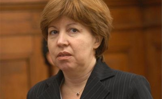 Светла Бъчварова: Управляващите не правят нищо за българските производители