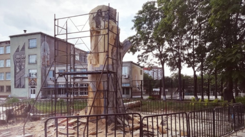 Образите на светите братя Кирил и Методий ще бъдат изсечени