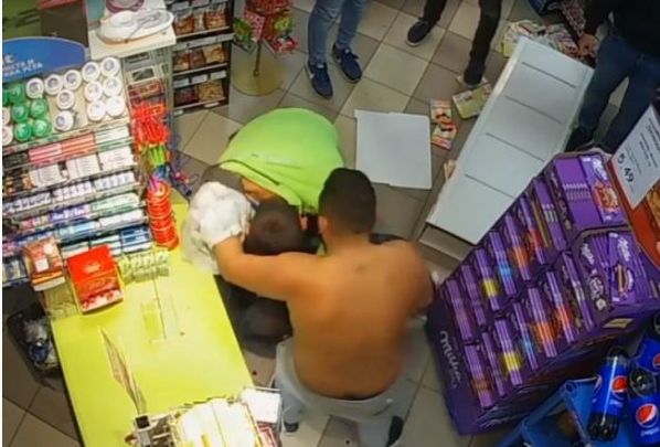 Мъж е вдигнал скандал в магазин в Козлодуй съобщиха от