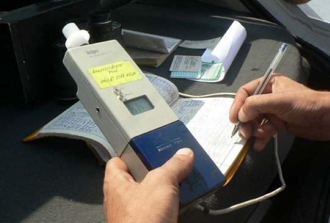 Хванаха мъж с близо 2 промила зад волана в Козлодуй