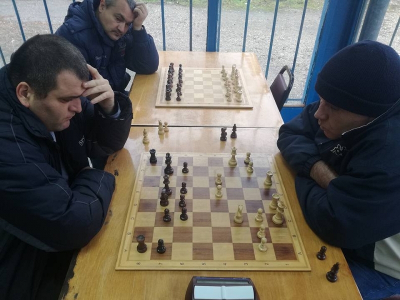 В драматична битка в последния турнир от градското първенство по