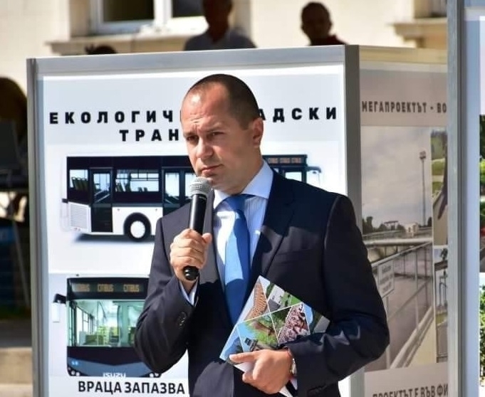Калин Каменов скочи срещу БФС и веднага смениха съдията на "Ботев" /Враца/ и "Арда"